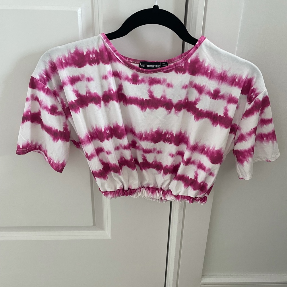 Pretty Little Thing White Pink Striped Cropped Top